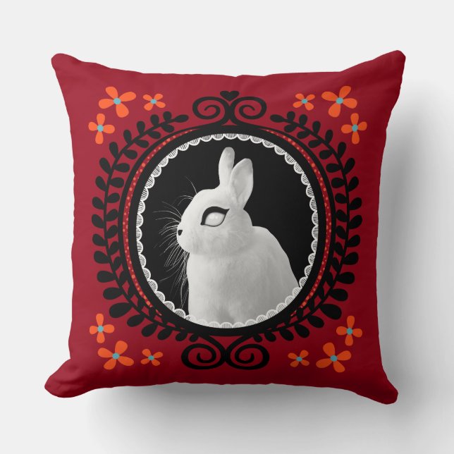 Almofada Strange White Bunny: Red, Black, Teal, & Orange (Frente)