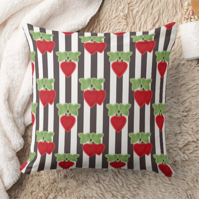 Almofada Strawberry applique on striped background retro  (Cobertor)