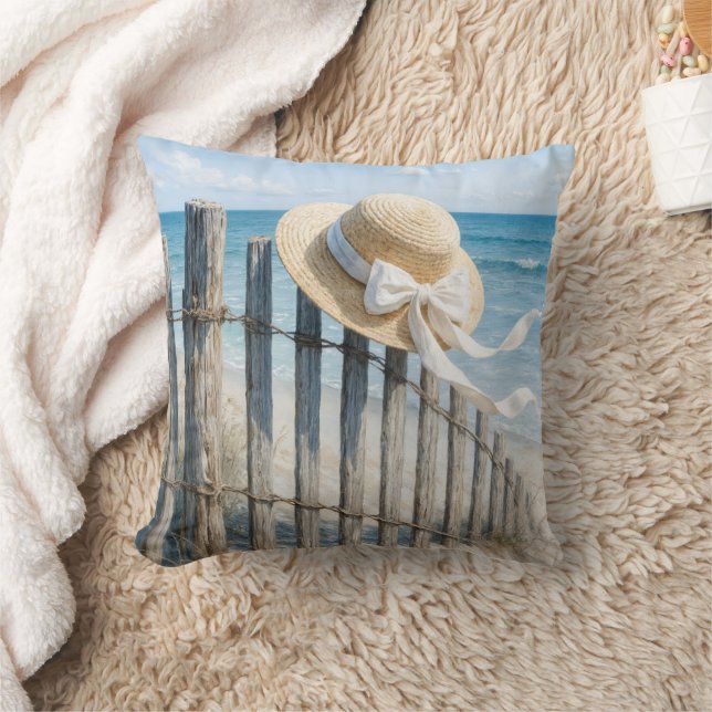 Almofada Summer Straw Hat On Beach Fence (Cobertor)