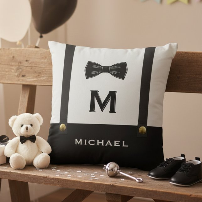 Almofada Suspensórios & Gravata Borboleta Nome Monograma Be (Suspenders & Bowtie Name Monogram Baby Boy Throw Pillow
)