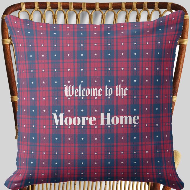 Almofada Tartan - Patriótico - Estrelas Brancas Azuis Verme (Tartan - Patriotic - Red Blue White Stars Outdoor Pillow by Leapfroglisics Shop)