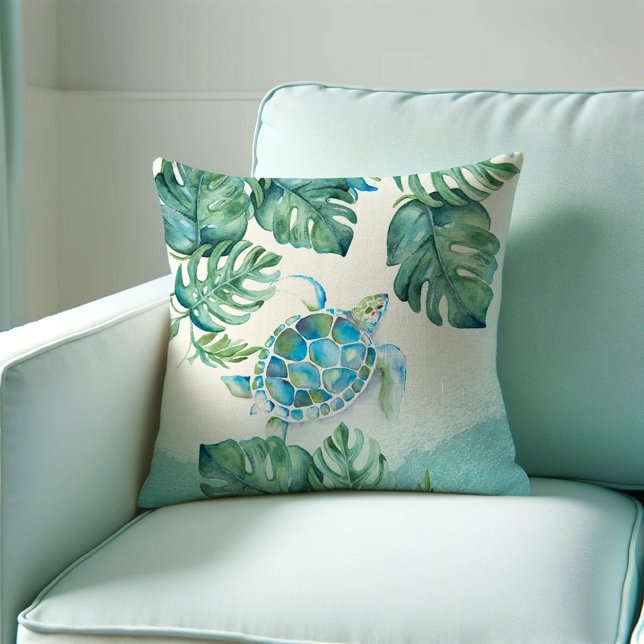 Almofada Tartaruga Marinha Única em Folhas de Palmeira Deco (sea turtle throw pillows gift idea features tropical watercolor art by Victoria Grigaliunas)