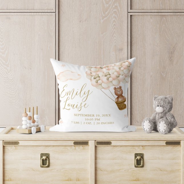 Almofada Teddy Bear Balões Dourados Casas de Nascimento de  (Teddy Bear Gold Balloons Baby Birth Stats Throw Pillow)