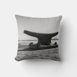Almofada tema marinho, preto e branco