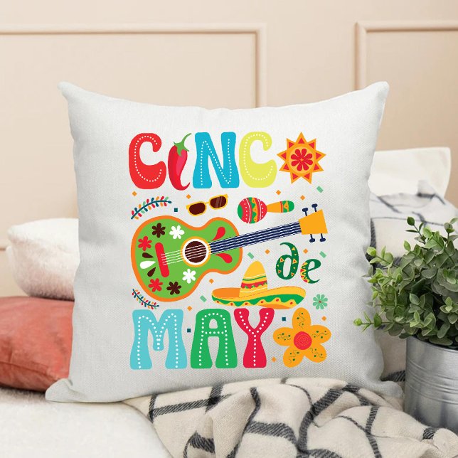 Almofada Temática de Cinco de Mayo Celebração mexicana (Cinco De Mayo Celebration mexican theme Throw Pillow)