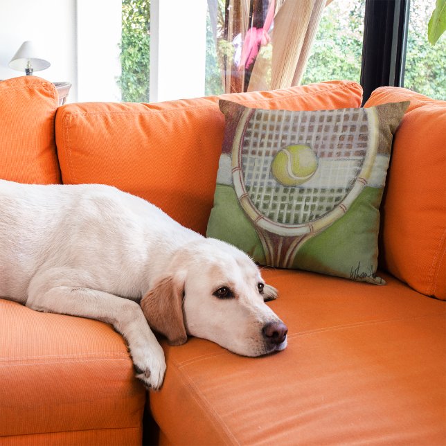Almofada Tennis Racket with Ball Laying on Court (Criador carregado)