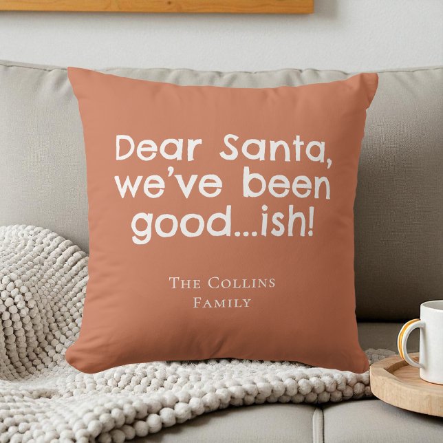 Almofada Terracotta Humor Caros Papais noeis Citam Feliz Na (Terracotta Humor Dear Santa Quote Funny Christmas Throw Pillow)