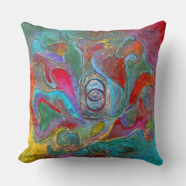 Almofada "The Celest Guardian from Unseen", por Paul Buică (Frente)