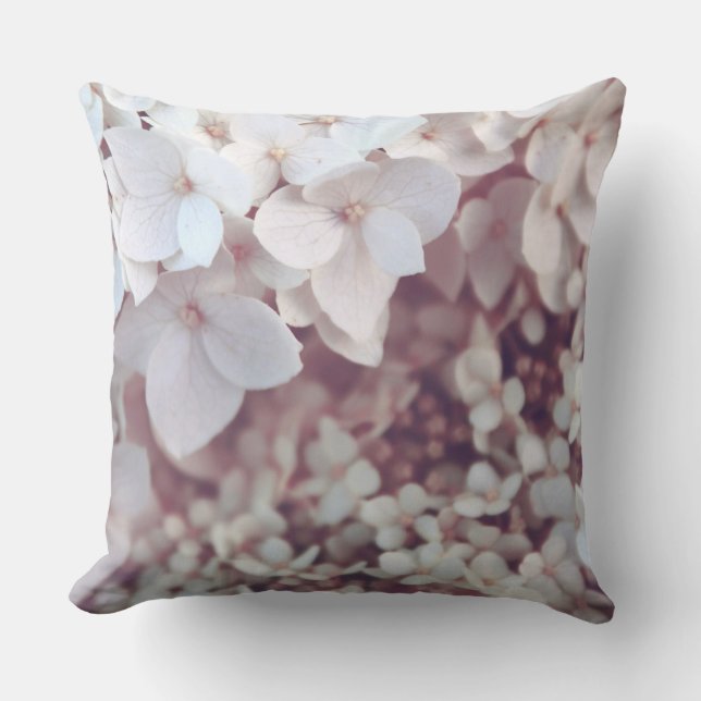 Almofada Throw Pillow Blush Pink Hydrangea Floral Botanical (Frente)