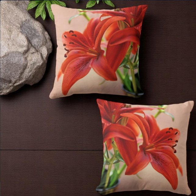 Almofada Tiger Lily Feche A Fotografia (front and back lily photograph pillow cover design)