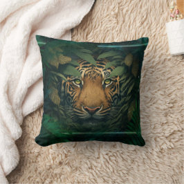 Almofada Tigre se escondendo na Folhagem              