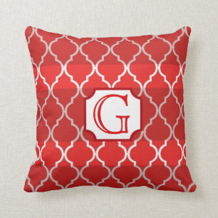 Almofada Tiras quatrefoil monogramas por Cheryl Daniels
