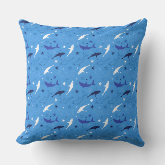 Almofada Travesseira Decorativa com Estampa de Tubarão Azul