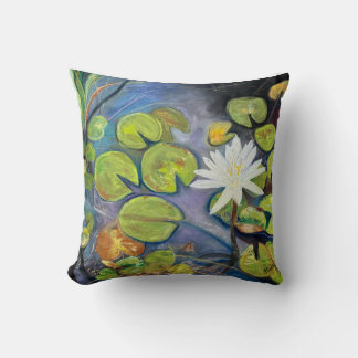 Almofada Travesseira Decorativa Lírio de Água em Flor