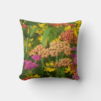 Almofada Travesseiro Colorida de Flores de Jardim