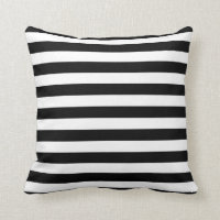 Travesseiro corajoso preto e branco da listra