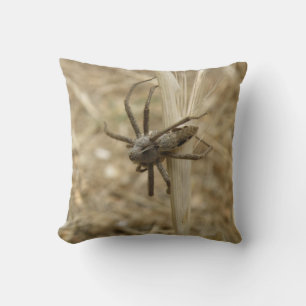 Almofada Travesseiro de aranha rasteira assustadora
