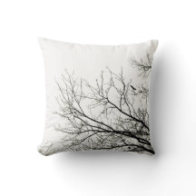 travesseiro de aves voadoras de silhueta