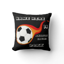 Travesseiro de futebol personalizado com o nome do