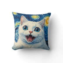 Travesseiro de Gato Branco Sob Luz da Lua Sonhador