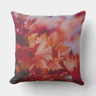 Almofada Travesseiro de Lançar Crimson Maple Reverie