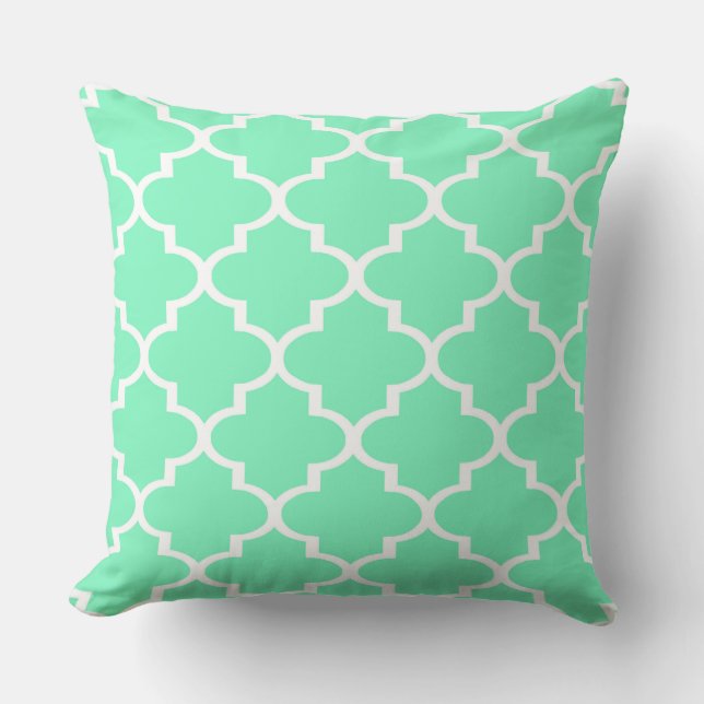 Almofada Travesseiro de Renda Quatrefoil Branco em Tom Past (Frente)
