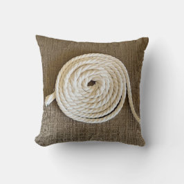 Almofada Travesseiro decorativo castanho com corda branca e