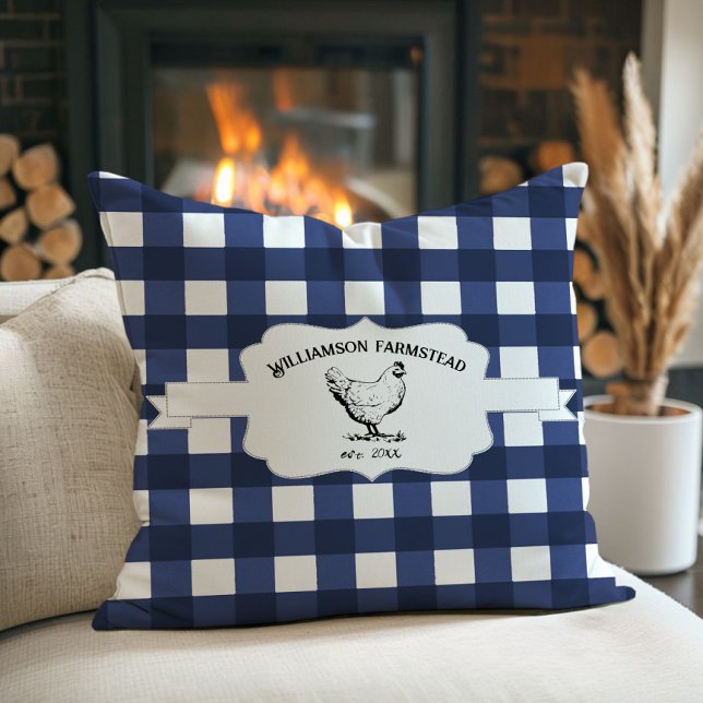 Almofada Travesseiro decorativo de frango Xadrez de Buffalo (Blue Buffalo Plaid Farm Chicken Throw Pillow)