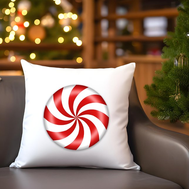 Almofada Travesseiro decorativo De Pimenta (Add some sweet peppermint candy to your holiday decor with a Christmas pillow.)
