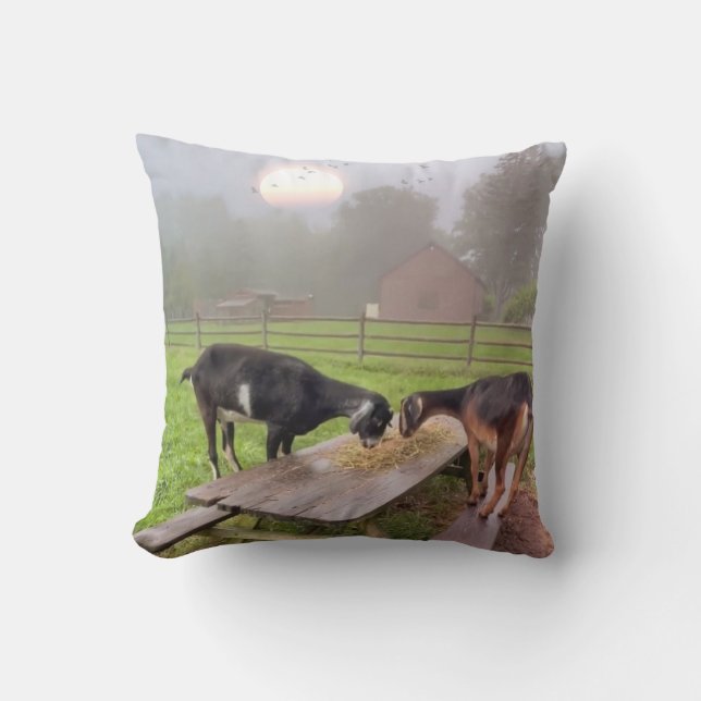 Almofada Travesseiro decorativo Feliz de Cabras Soltas (Frente)