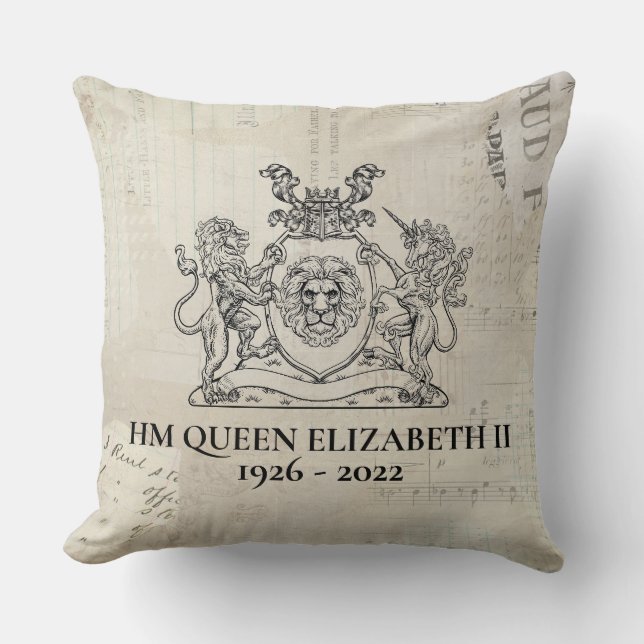 Almofada Travesseiro decorativo HM Queen Elizabeth II 1926- (Frente)