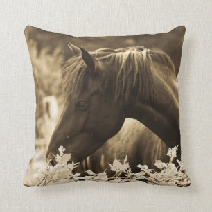 Almofada Travesseiro decorativo marrom bonito do cavalo
