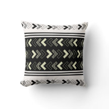 Travesseiro decorativo projetado com seta branca p