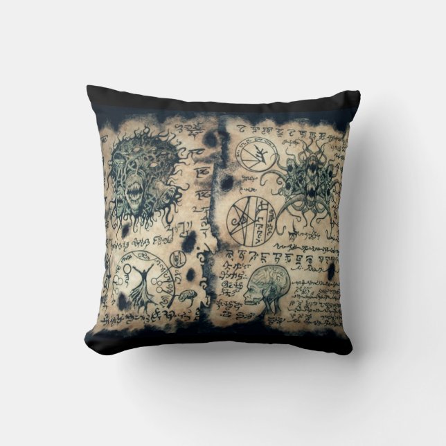 Almofada travesseiro do necronomicon (Frente)