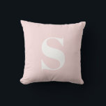 Almofada Travesseiro Exterior Branco Rosa Inicial Monograma<br><div class="desc">Travesseiro Exterior Cor-de-Rosa Esbranquiçada,  Monograma Inicial. Travesseiro ao ar livre decorativo com solteiro inicial. Personalize rápida e facilmente.</div>