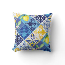 Travesseiro floral de limão amarelo e azul. Sicili