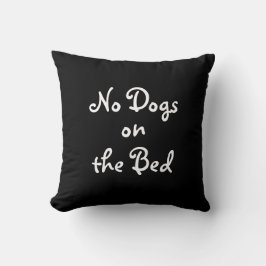 Almofada Travesseiro "Sem Cachorros na Cama" preto e branco