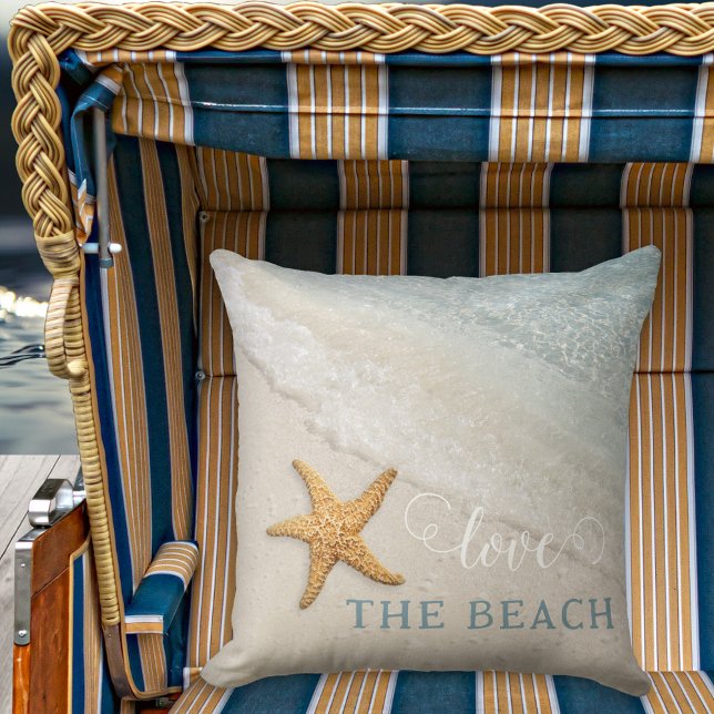 Almofada Travesseiro simples de Starfish Waves Beach House (Simple starfish beach waves coastal nautical pillow with (optional) script text)