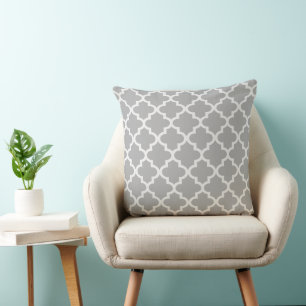 Almofada Trellis Quatrefoil Branco Cinza Clássico