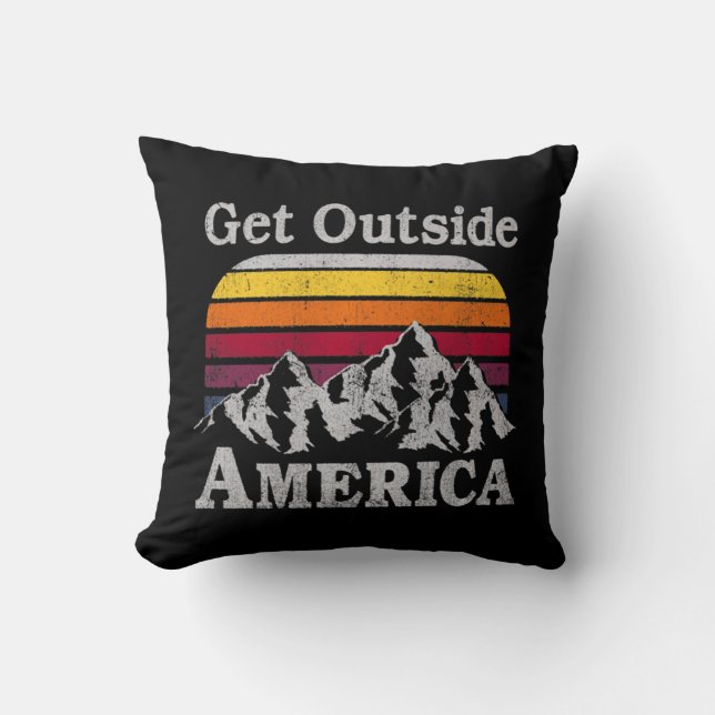 Almofada Trendy Get Outside America Mountain Climbing Hikin (Frente)