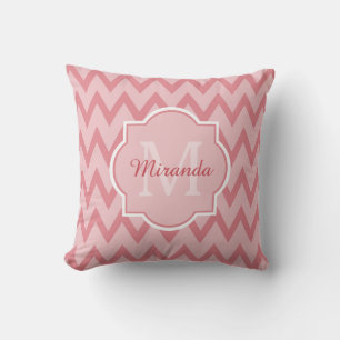 Almofada Trendy Pink Chevron Zigzag Name e Monograma