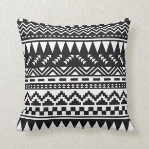 Almofada Tribal asteca preto e branco