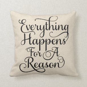 Almofada Tudo acontece para um roteiro preto da razão