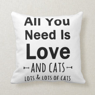 Almofada Tudo que você precisa é amor… e gatos. Lotes