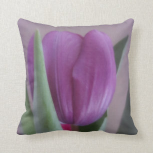 Almofada Tulipa violeta solitária