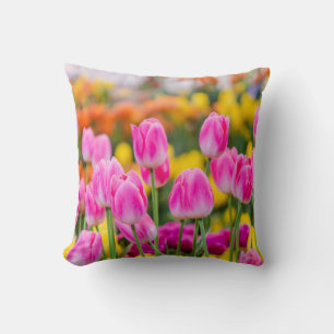 Almofada Tulipas Rosa Bonitas num Jardim