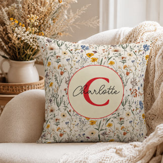 Almofada Um Chuveiro de Bebê Menina Florzinha Selvagem