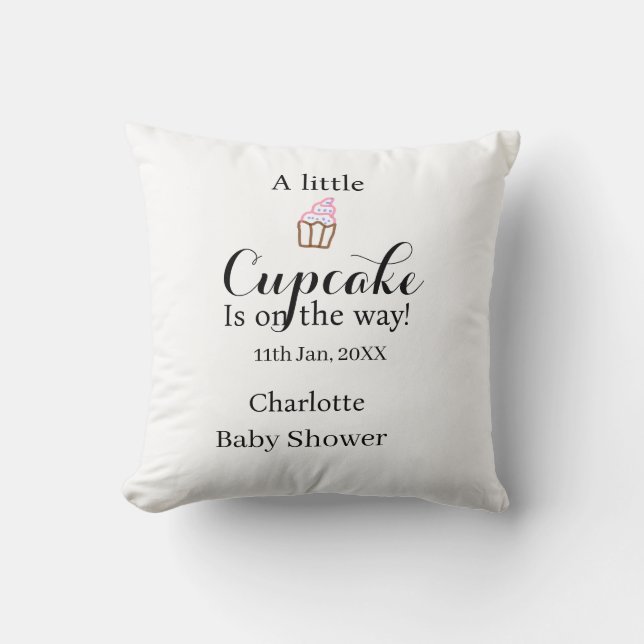 Almofada Um pequeno nome do chá de bebê de cupcake está a c (Frente)