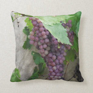 Almofada Uvas roxas no travesseiro da videira