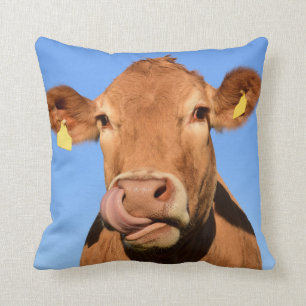 Almofada Vaca do jérsei que lambe seu nariz